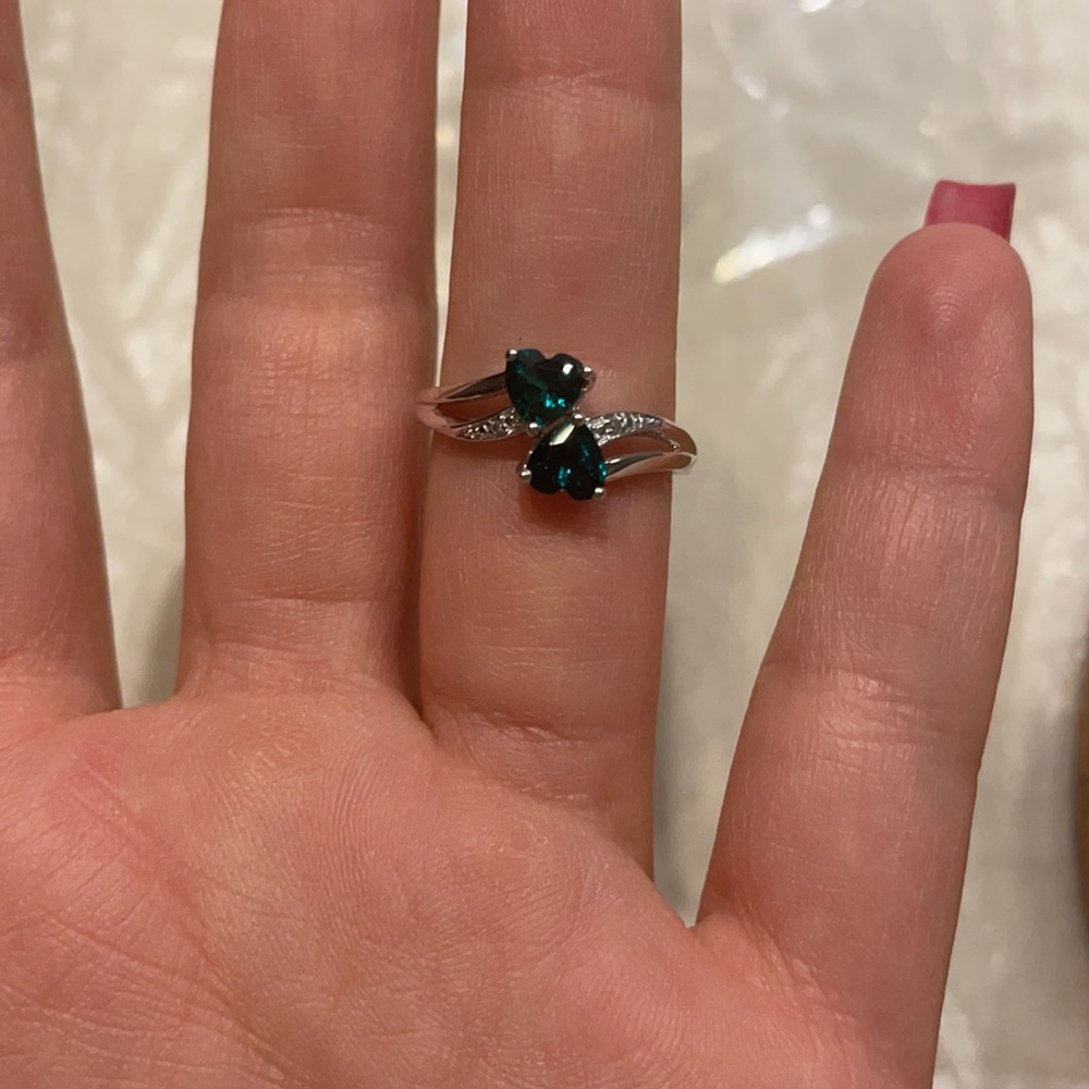 Emerald Heart Ring